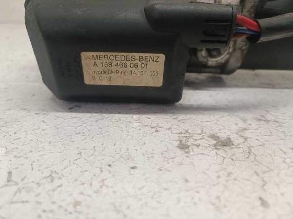 POMPE DE DIRECTION MERCEDES - Vue 2